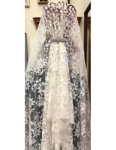 Oferta mantilla + peina