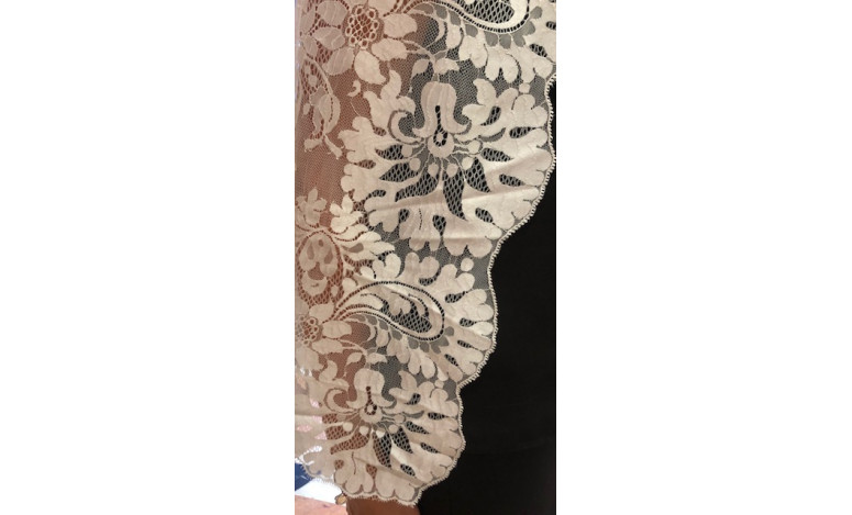 Oferta mantilla + peina