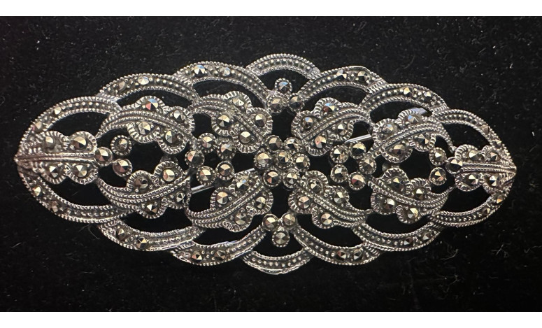 Broche plata con marcasitas 7,5*3 cm