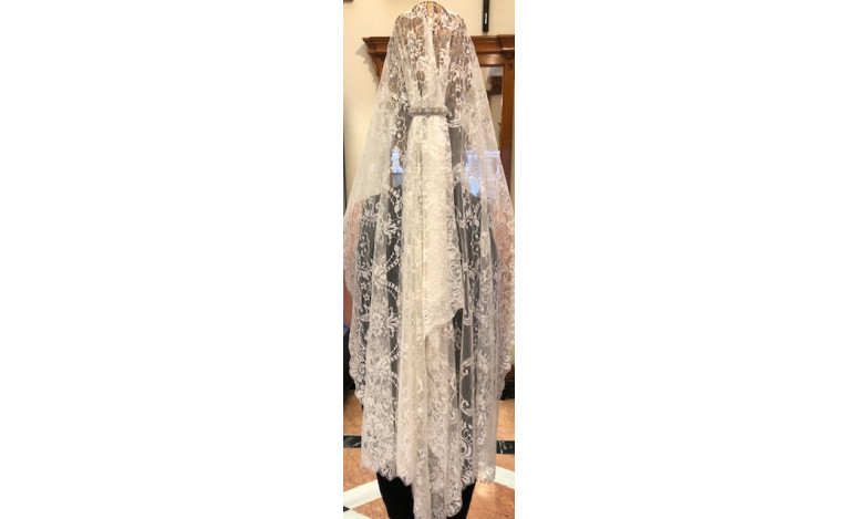 Oferta mantilla + peina