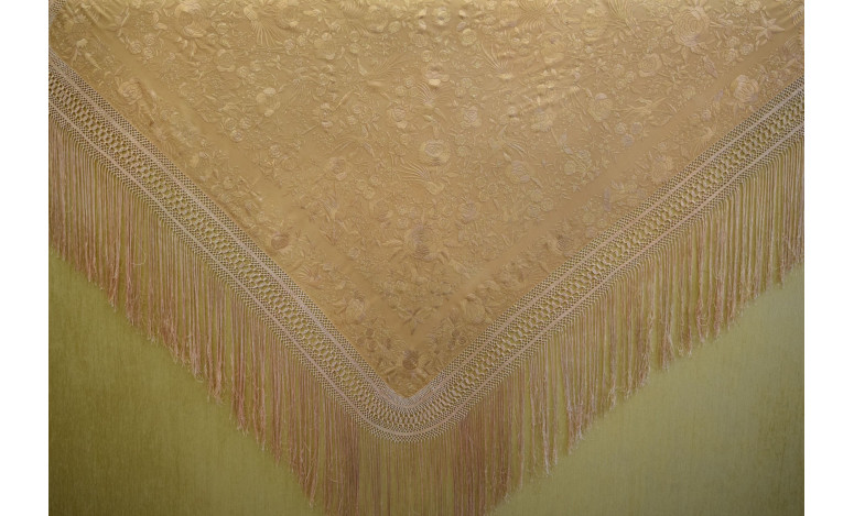 Mantón mano seda 135cm