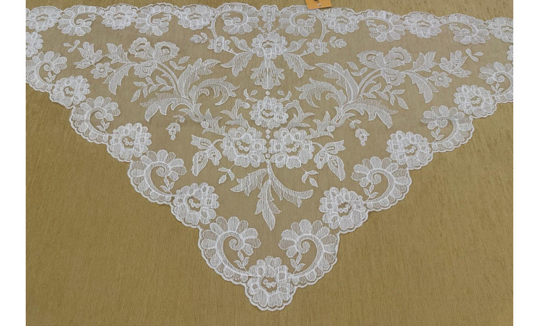 Mantilla triangular 60*120