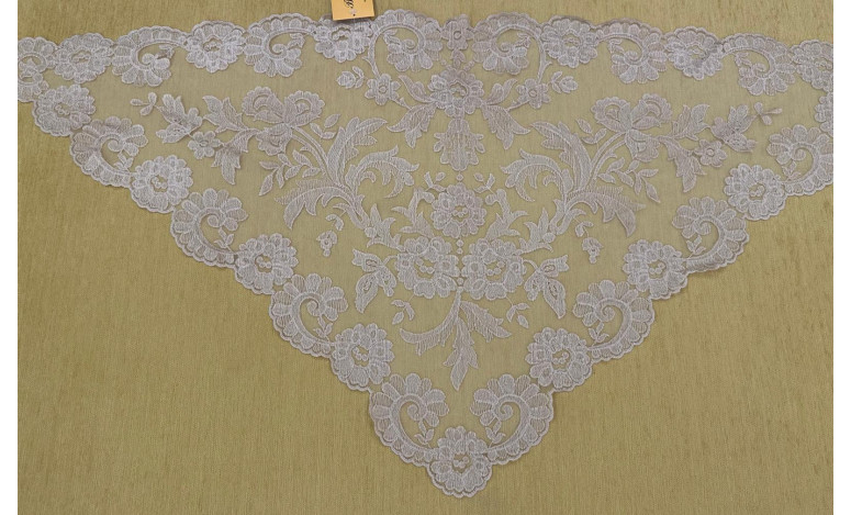 Mantilla triangular 60*120