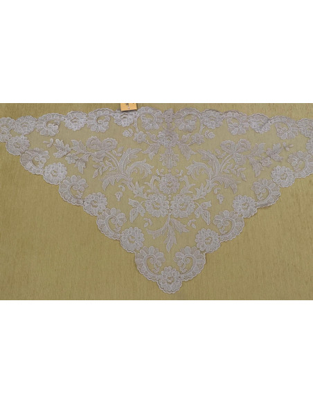 Mantilla triangular 60*120