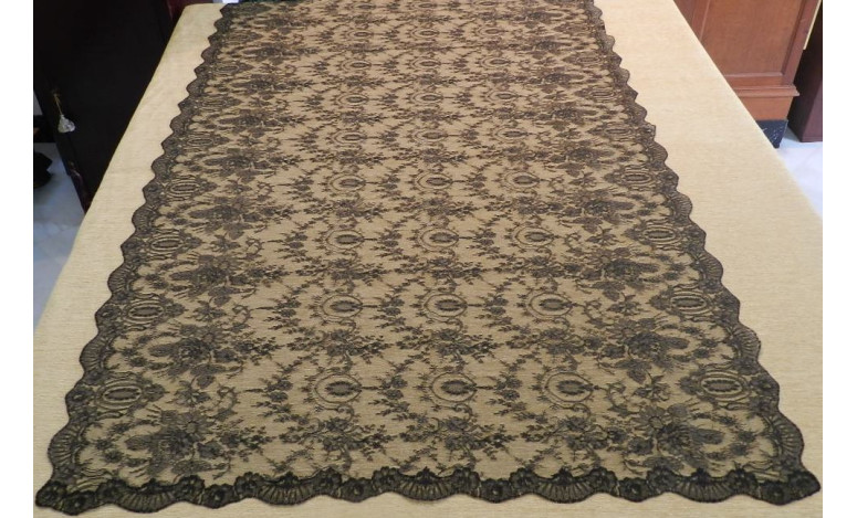 Mantilla máquina 120*240 chantilly