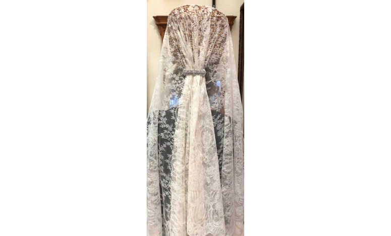 Mantilla máquina 120*240 chantilly