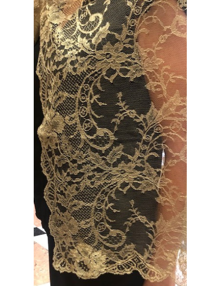 Mantilla chantilly oro viejo máquina