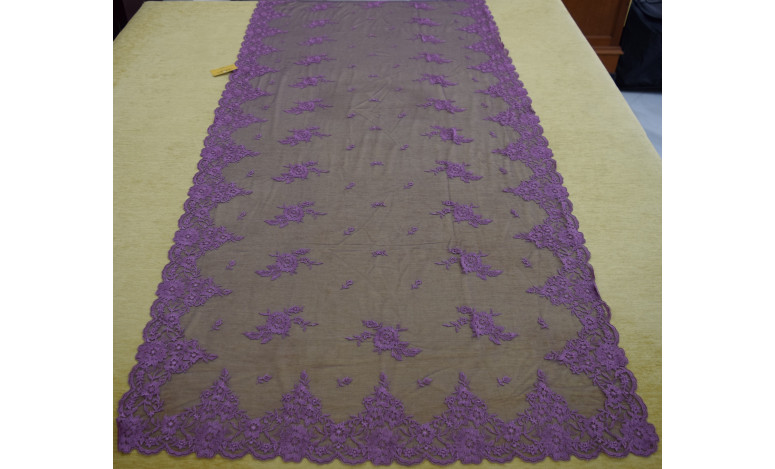 Mantilla máquina morada 100*220