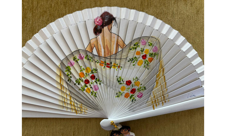 Abanico chica mantón