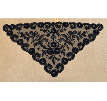 Mantilla triangular 60*120
