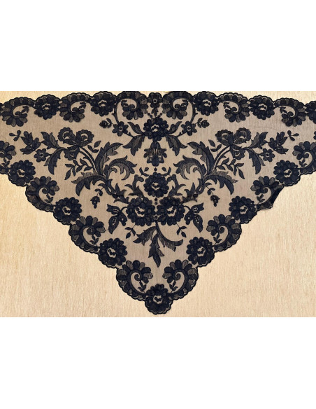 Mantilla triangular 60*120