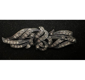 Broche mantilla rodio 2