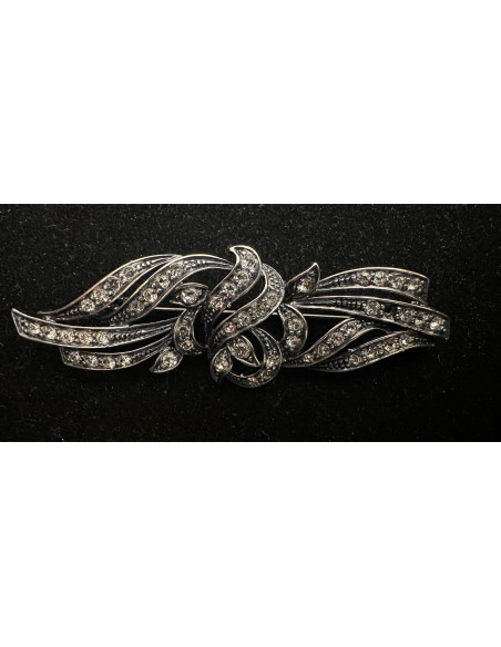 Broche mantilla rodio