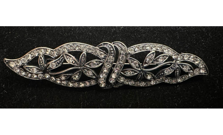Broche mantilla rodio