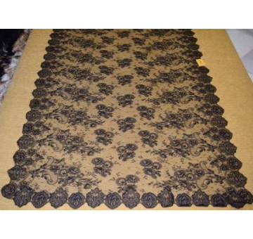 Mantilla chantilly máquina 100*220