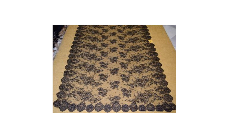 Mantilla chantilly máquina 100*220