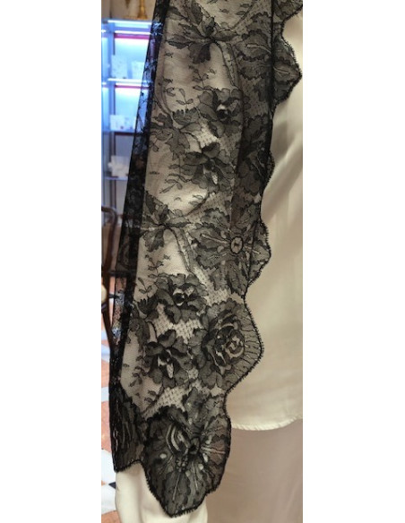 Mantilla chantilly máquina 100*220