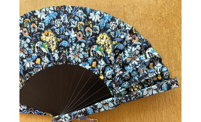 Abanico batik seda