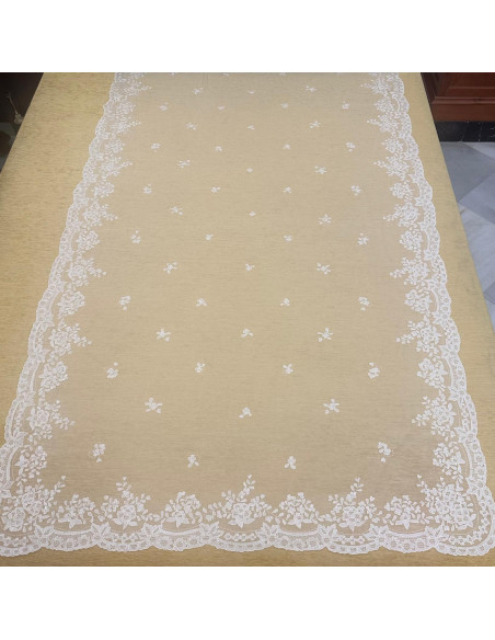 Mantilla bordada a mano en seda 130*240