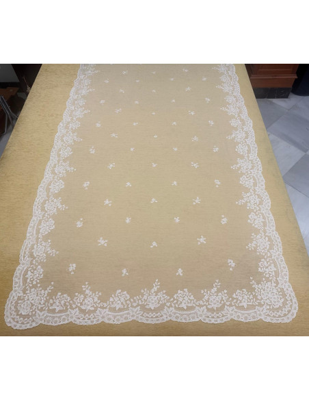 Mantilla bordada a mano en seda 130*240