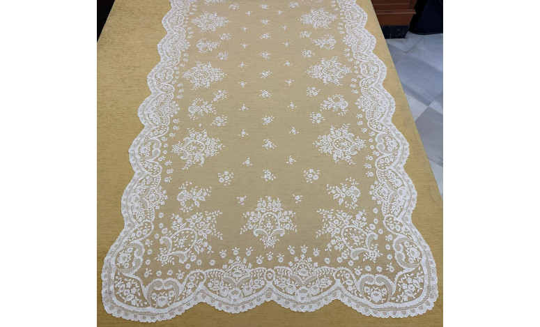 Mantilla mano 130*230