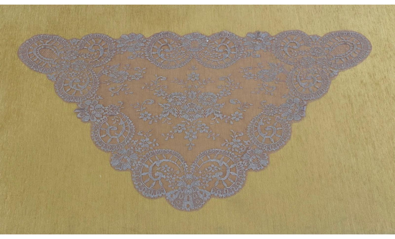 Mantilla triangular metalizada 60*115