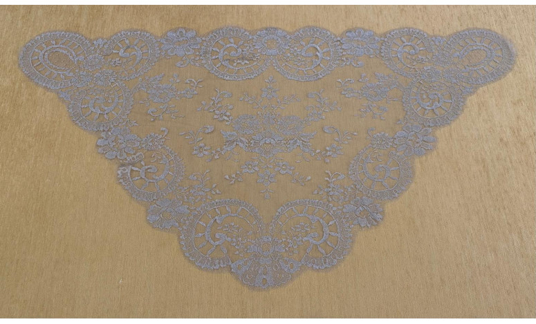 Mantilla triangular metalizada 60*115