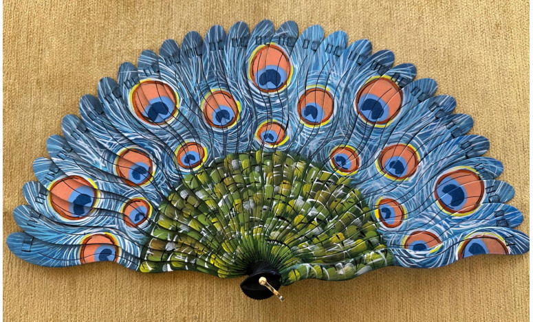 Abanico baraja pavo real