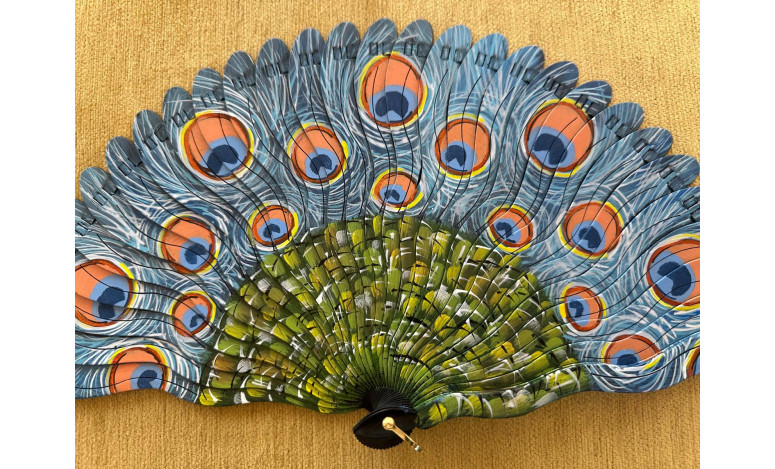 Abanico baraja pavo real