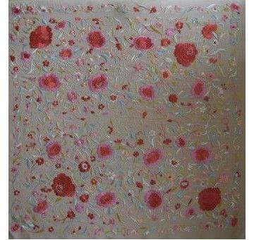 Mantón bordado a mano en seda 100 cm 2