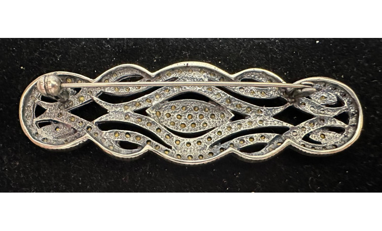 Broche mantilla rodio