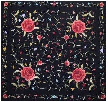 Mantón bordado a mano en seda 115 cm 2