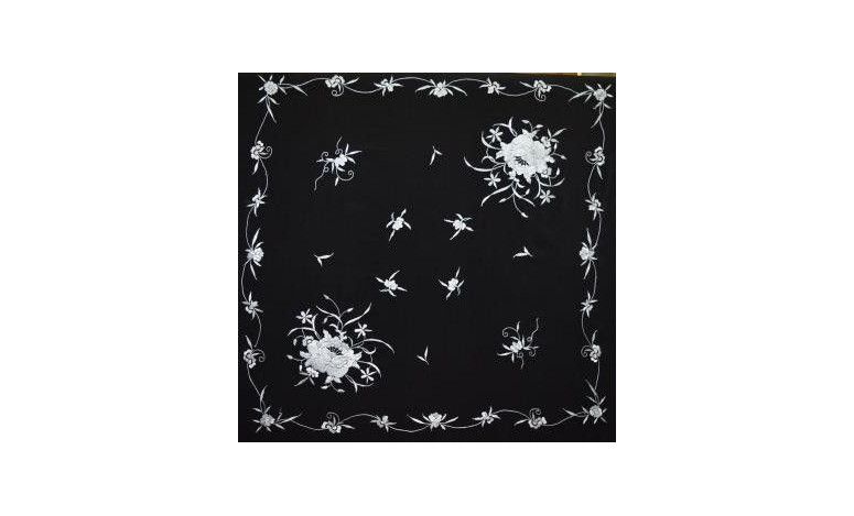 Mantón bordado a mano en seda 100cm