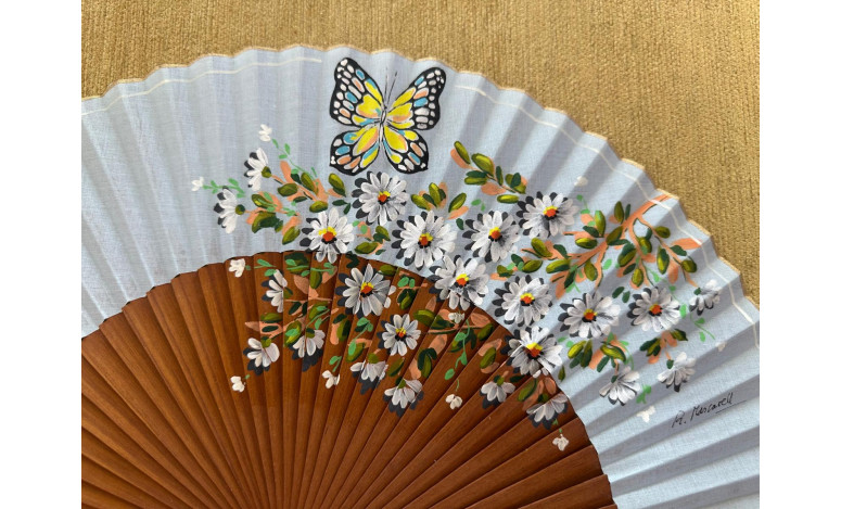 Abanico flores y mariposas