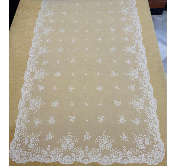 Mantilla mano seda