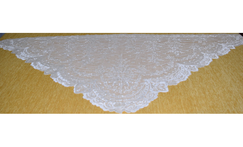 Mantilla mano seda 3 picos