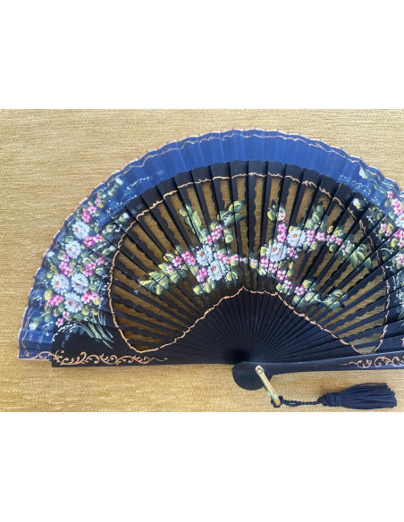 Abanico bolso calado flores