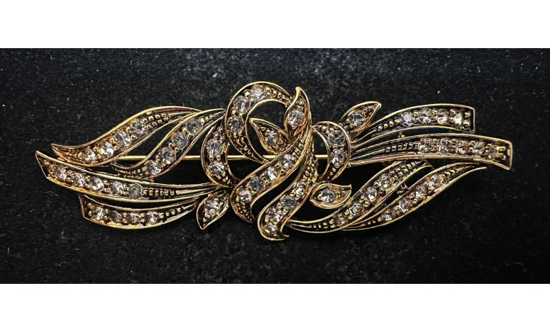 Broche mantilla rodio