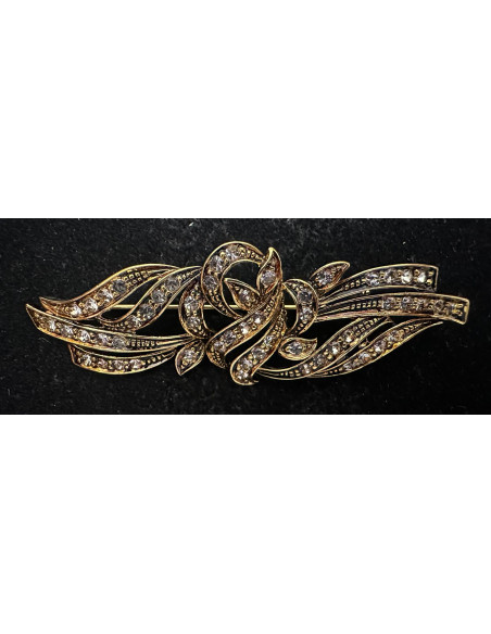 Broche mantilla rodio