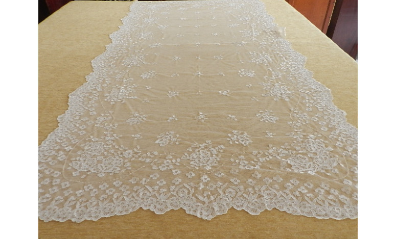 Mantilla mano mediana