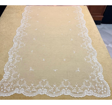 Mantilla mano seda