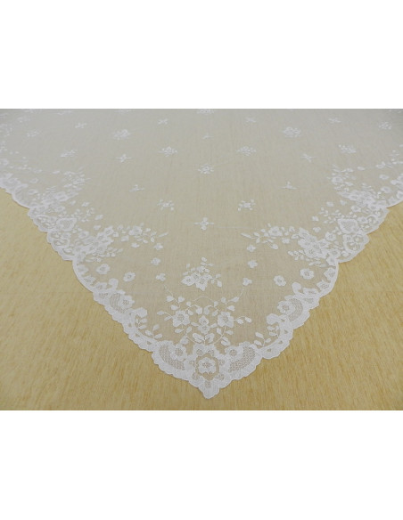Mantilla infanta mano seda