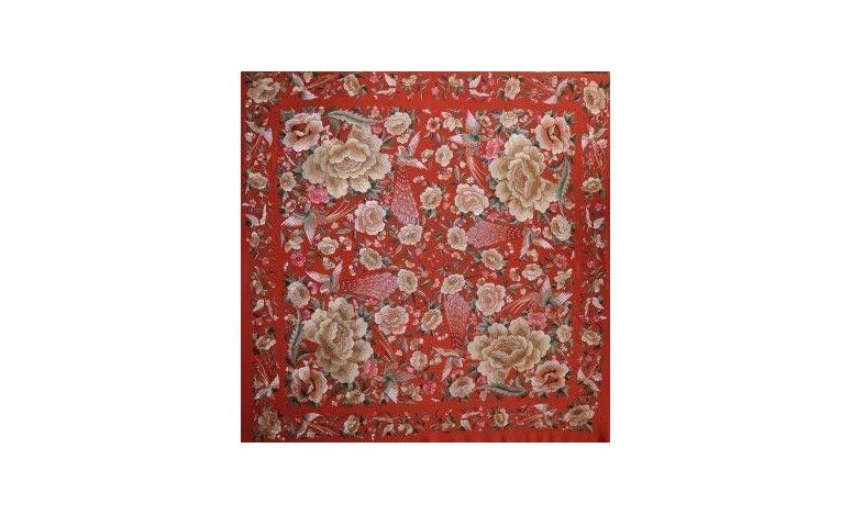 Mantón bordado a mano en seda 140cm