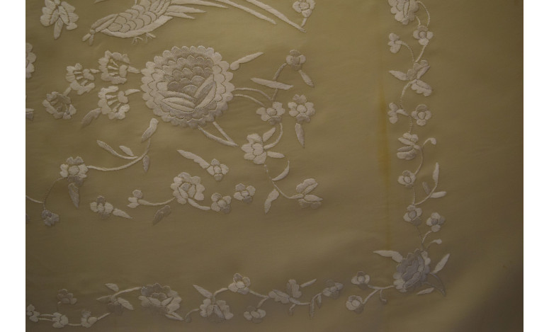 Mantón mano crespón 140cm