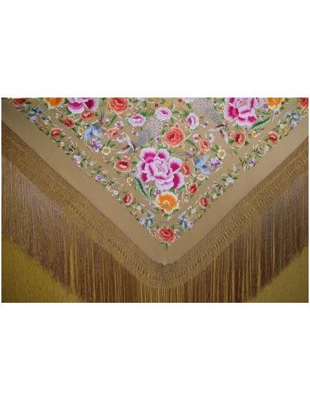Mantón bordado a mano en seda 140cm