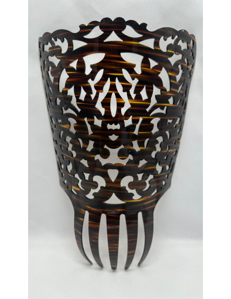 Peina mantilla concha 17cm