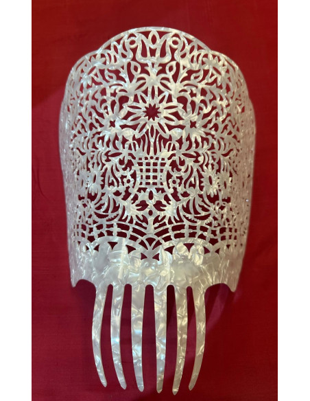 Peina mantilla nácar 20cm