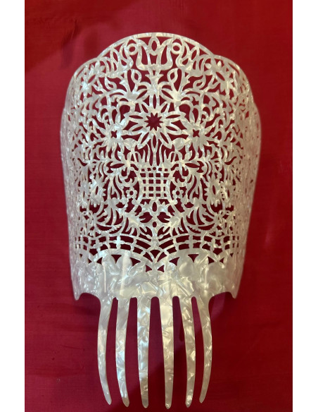 Peina mantilla nácar 20cm