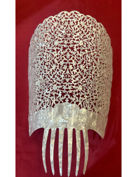 Peina mantilla nácar 22cm