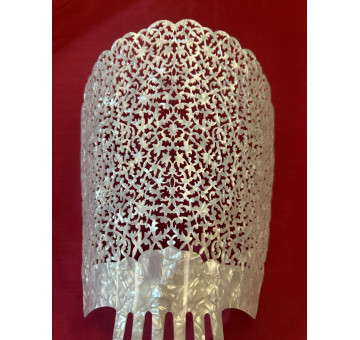 Peina mantilla nácar 22cm 2